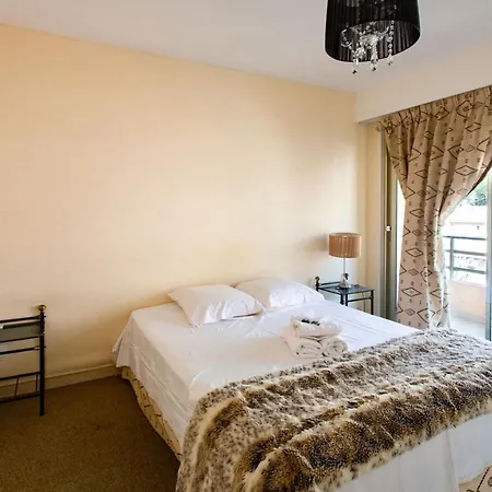 Διαμέρισμα Caroubiers Furnished Flat